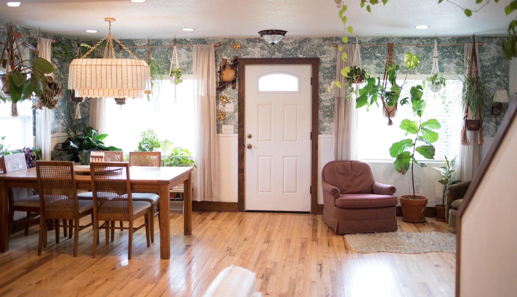 Photo of 21652 Butler Market 4 of 31