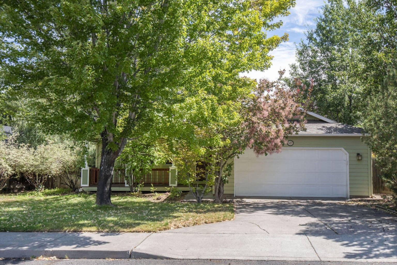 Photo of 527 Forest Grove 2 of 22