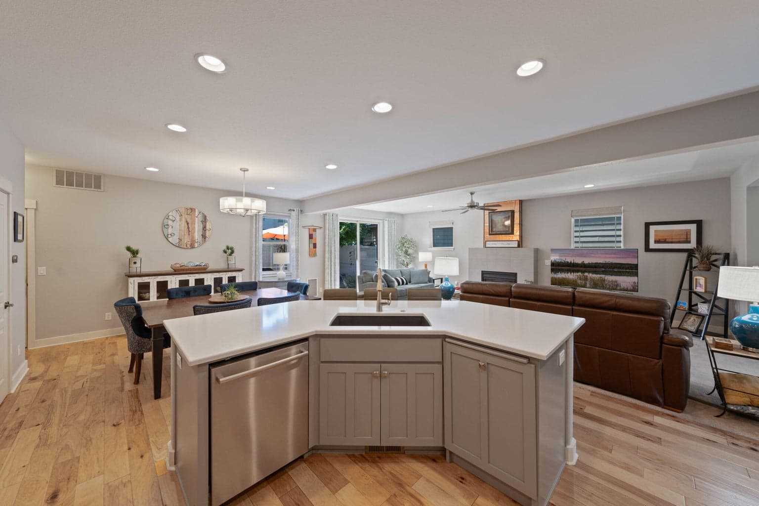 Photo of 238 NW Outlook Vista Drive 14 of 43