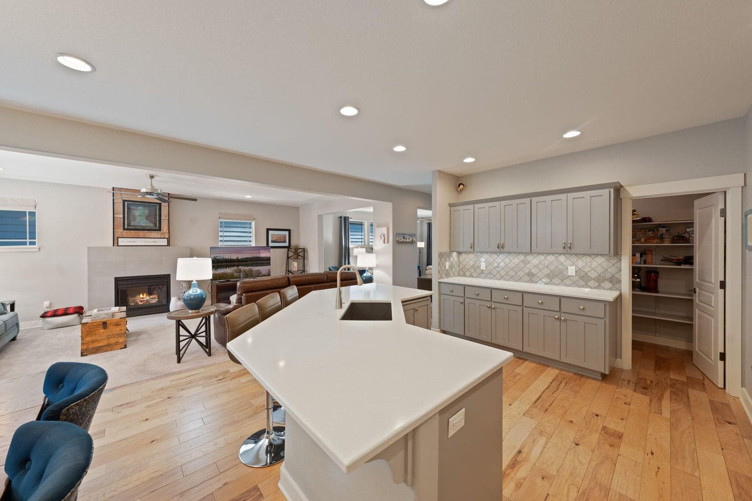 Photo of 238 NW Outlook Vista Drive 13 of 43
