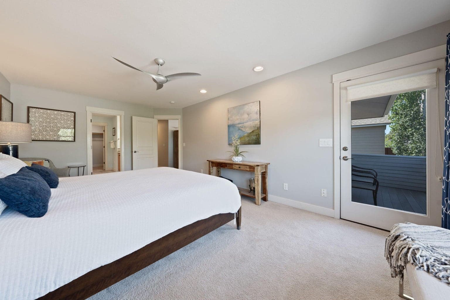 Photo of 238 NW Outlook Vista Drive 25 of 43