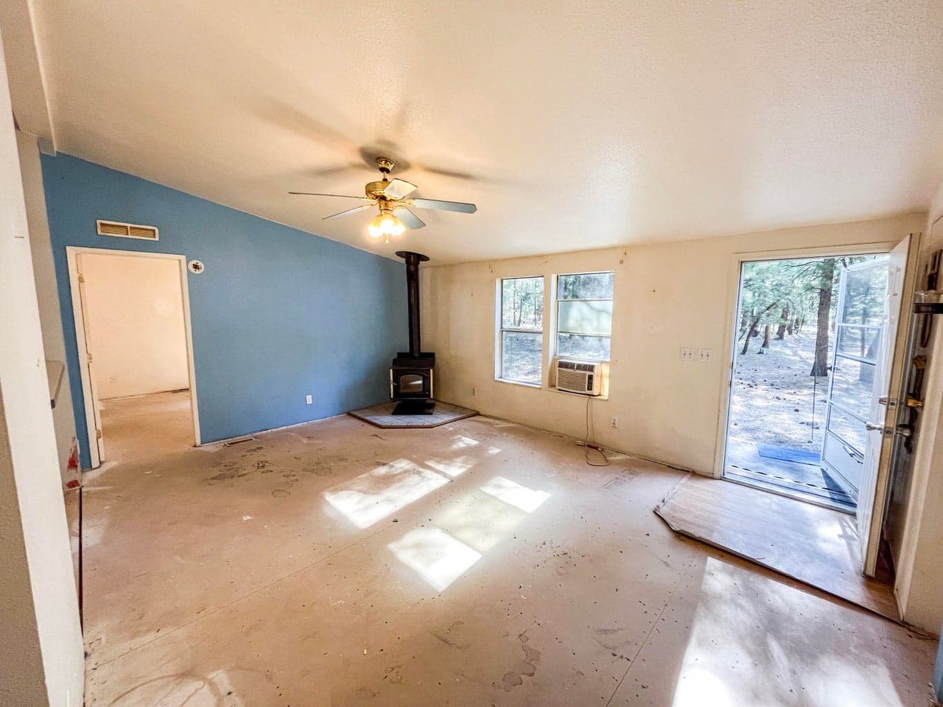 Photo of 51873 Subal Pine 11 of 21