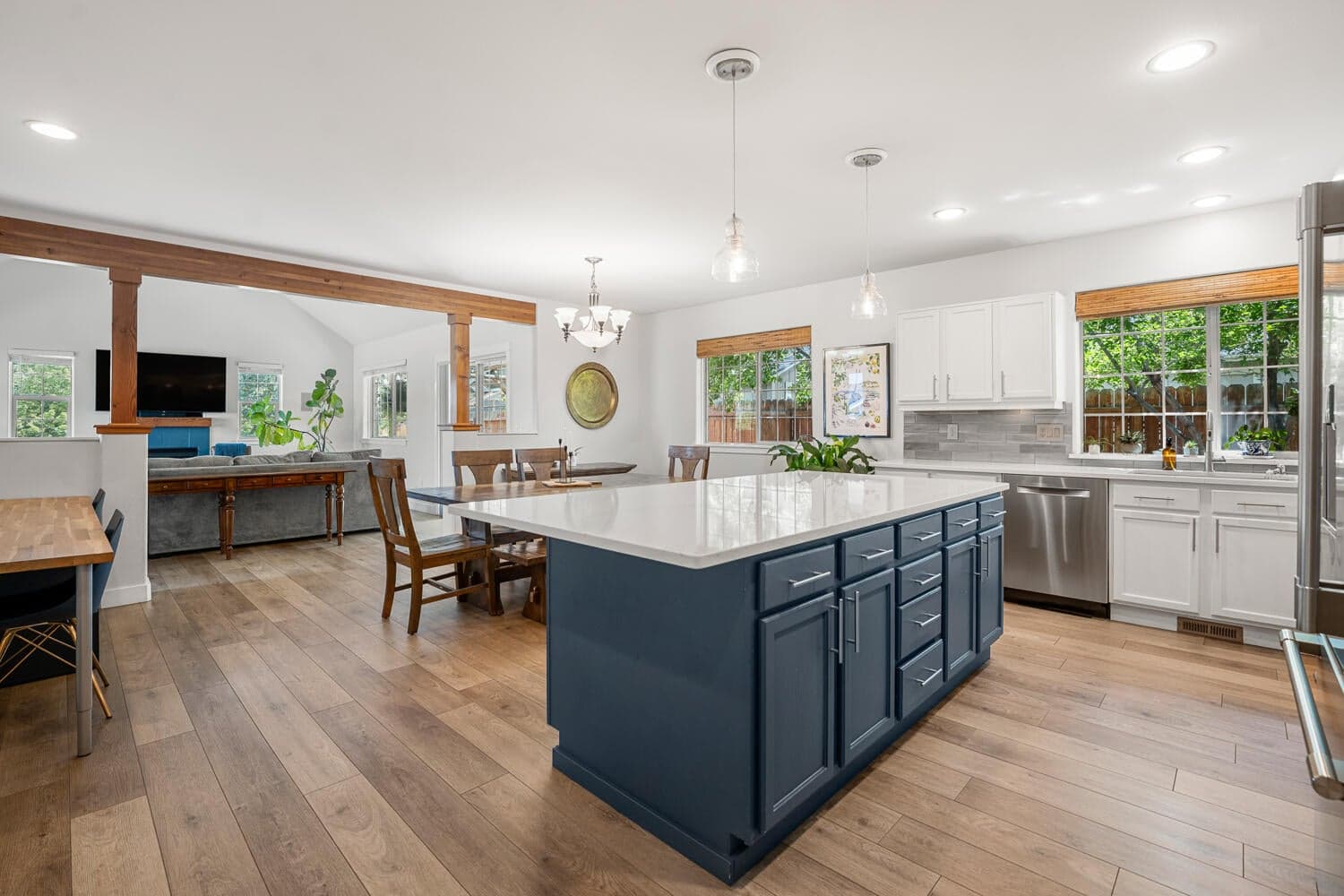 Photo of 63441 Ledgestone Court 6 of 41