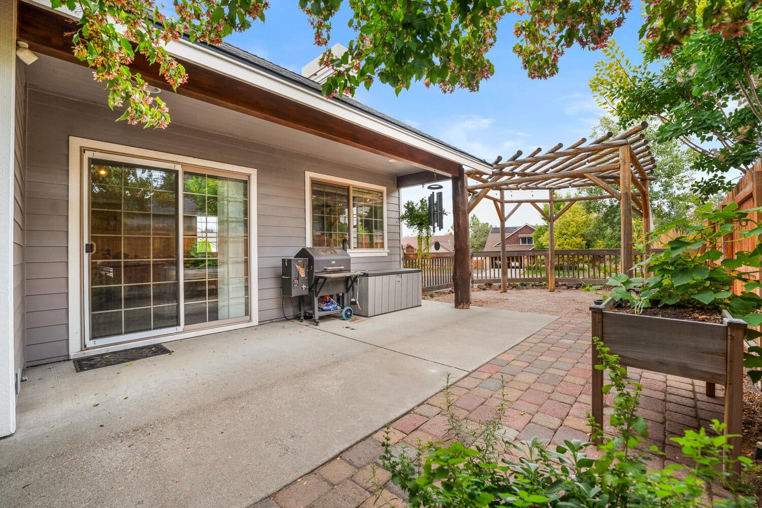 Photo of 63441 Ledgestone Court 33 of 41