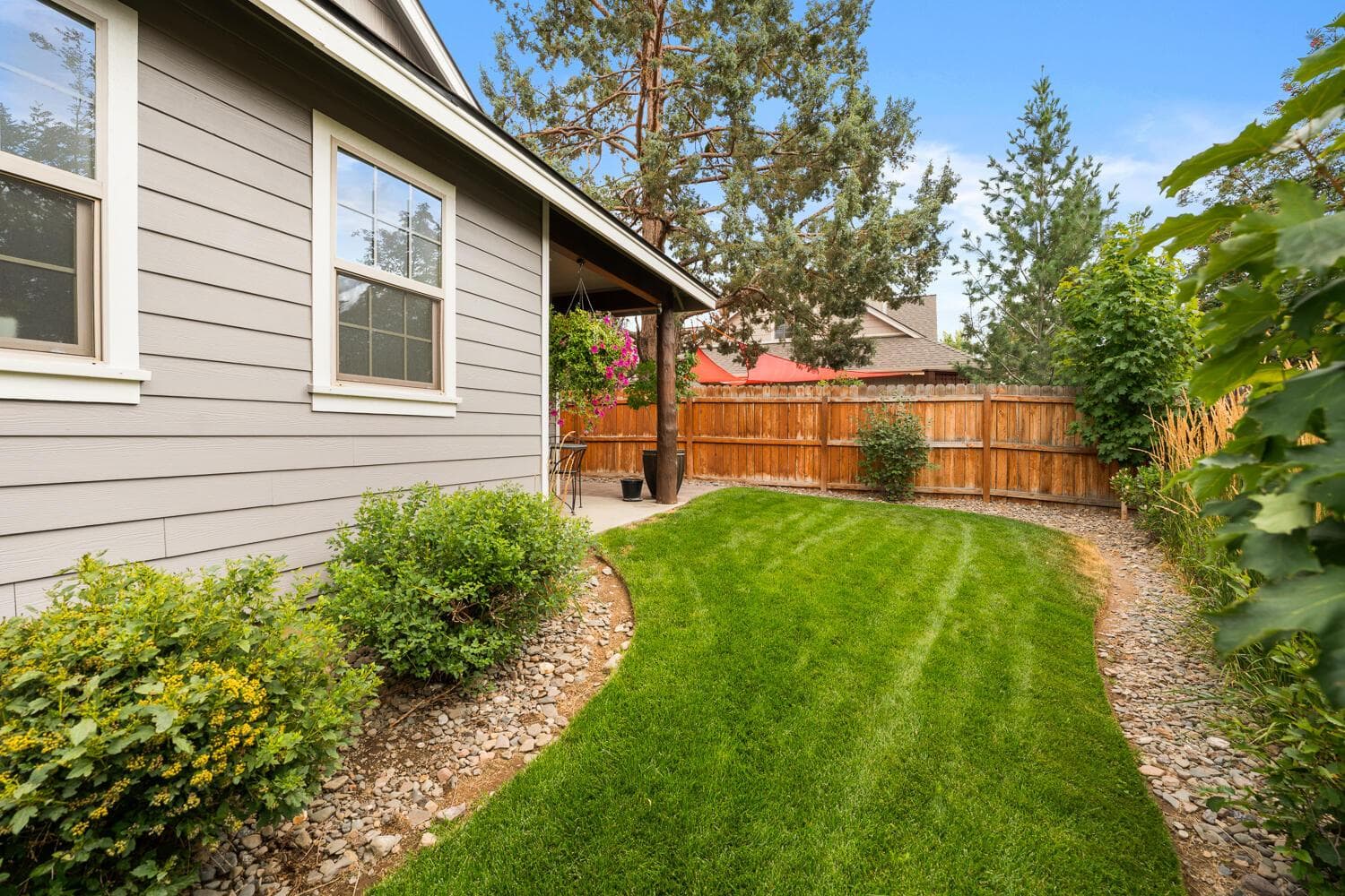 Photo of 63441 Ledgestone Court 37 of 41