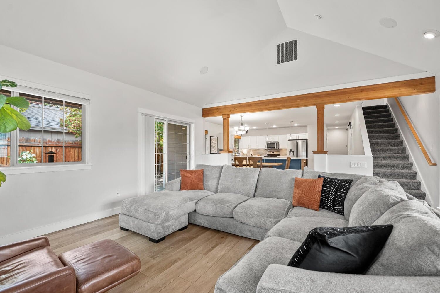 Photo of 63441 Ledgestone Court 23 of 41
