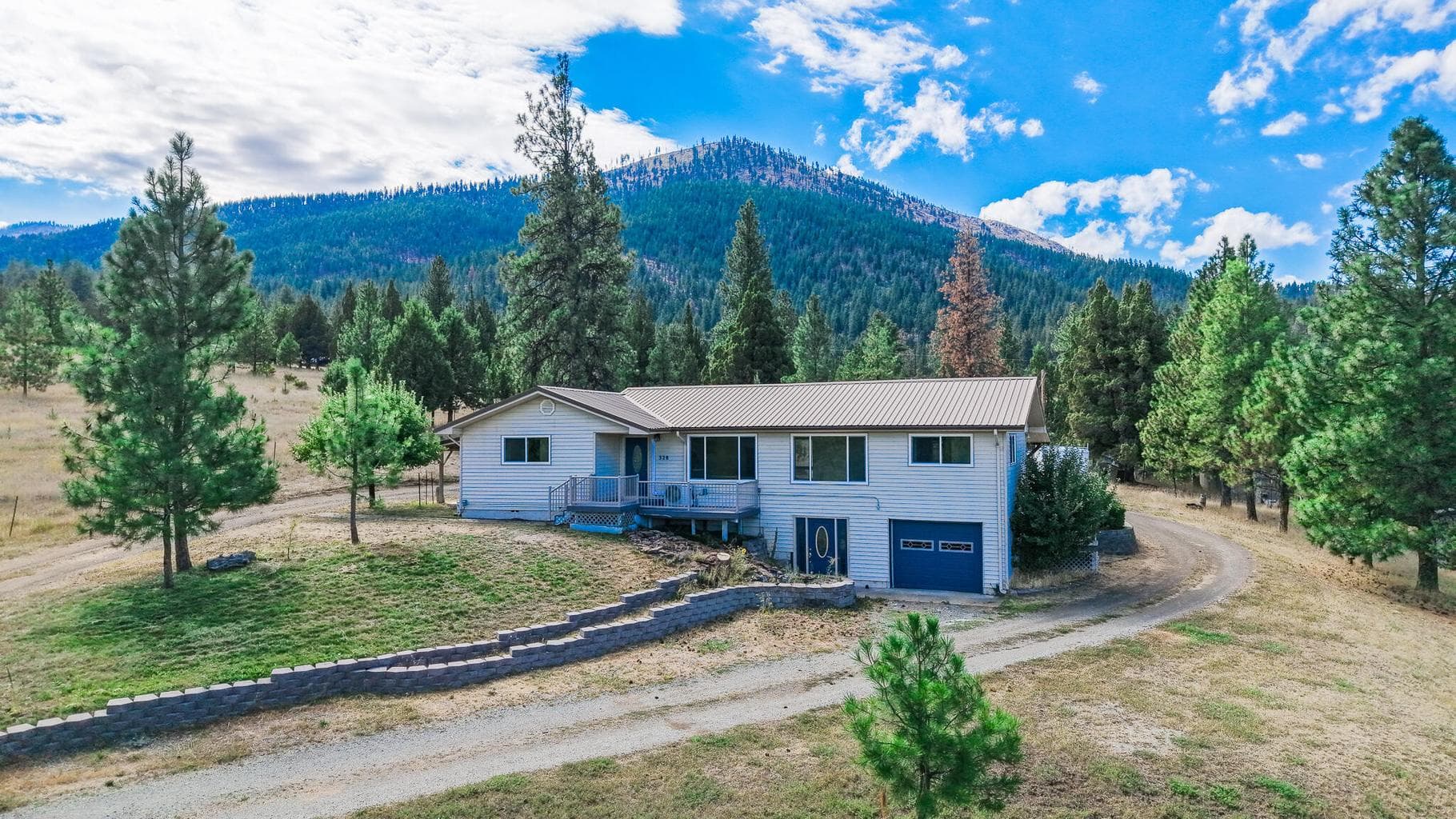 328 Edgewood, Canyon City, 97820