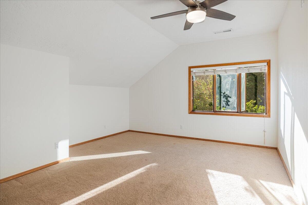 Photo of 21062 Desert Woods Drive 40 of 84