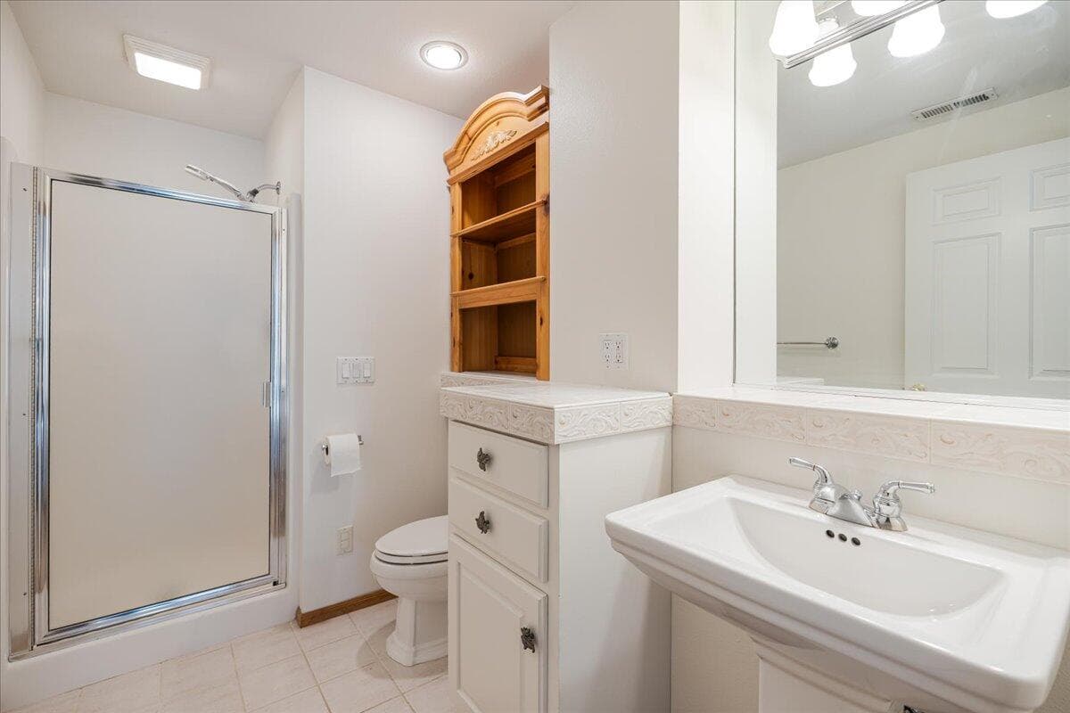 Photo of 21062 Desert Woods Drive 41 of 84