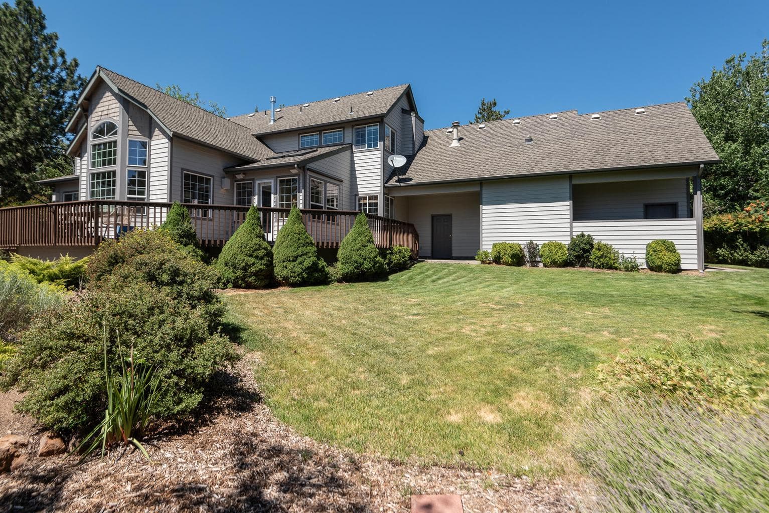 Photo of 3061 NW Jewell Way 38 of 38