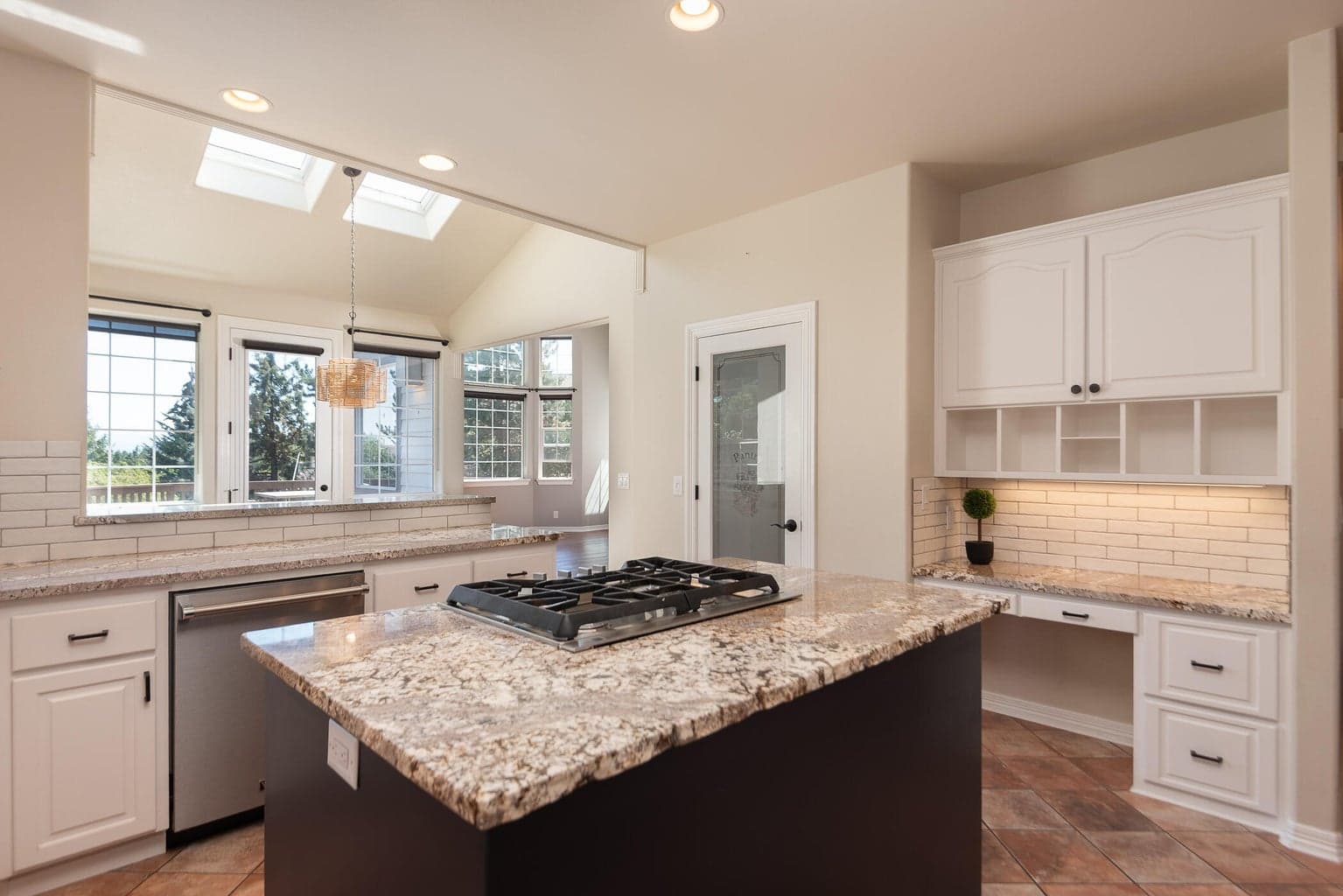 Photo of 3061 NW Jewell Way 12 of 38