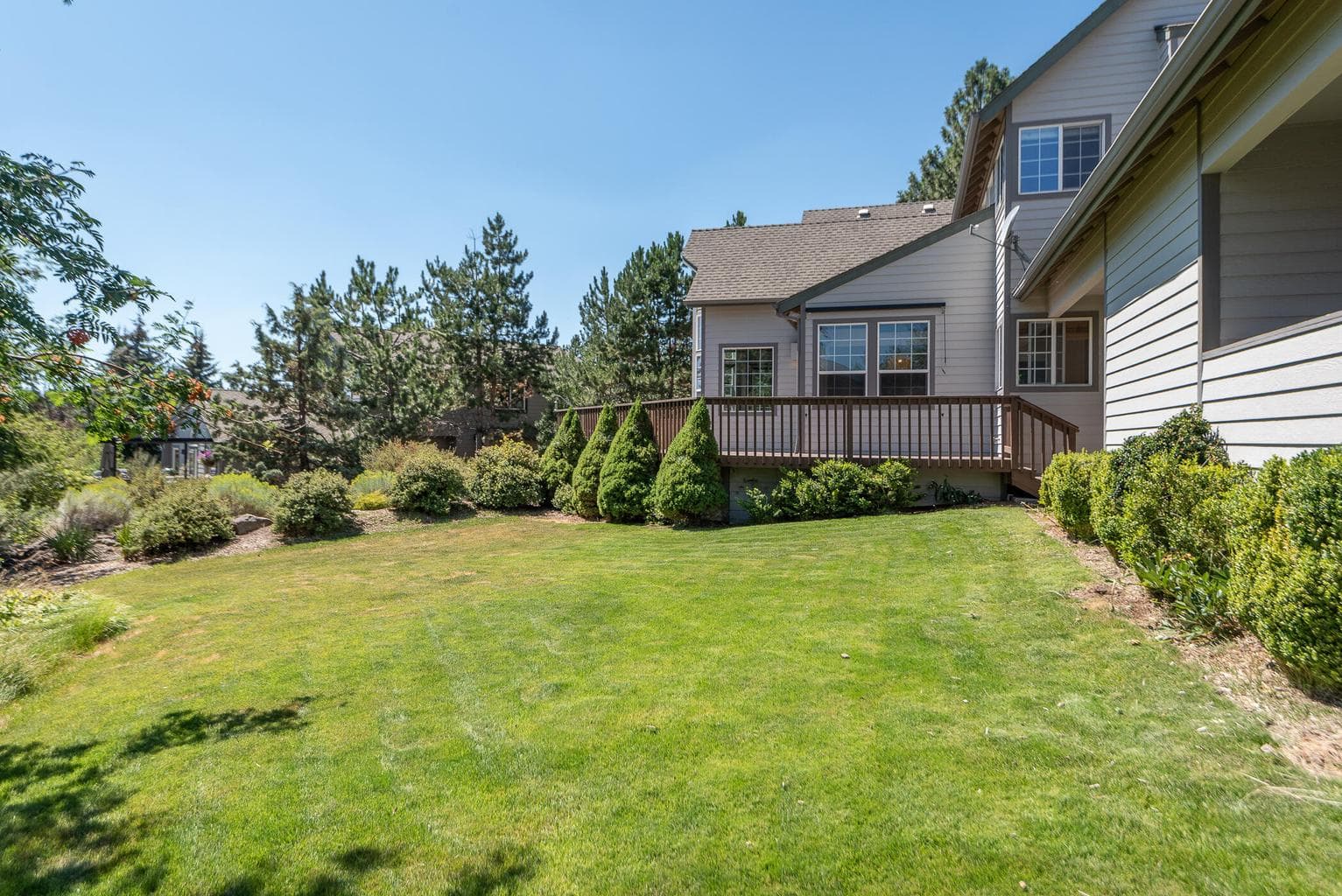 Photo of 3061 NW Jewell Way 37 of 38