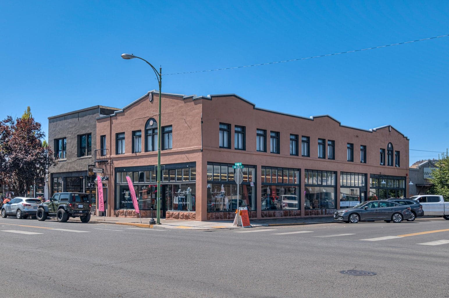 Photo of 395 Main 2 of 35