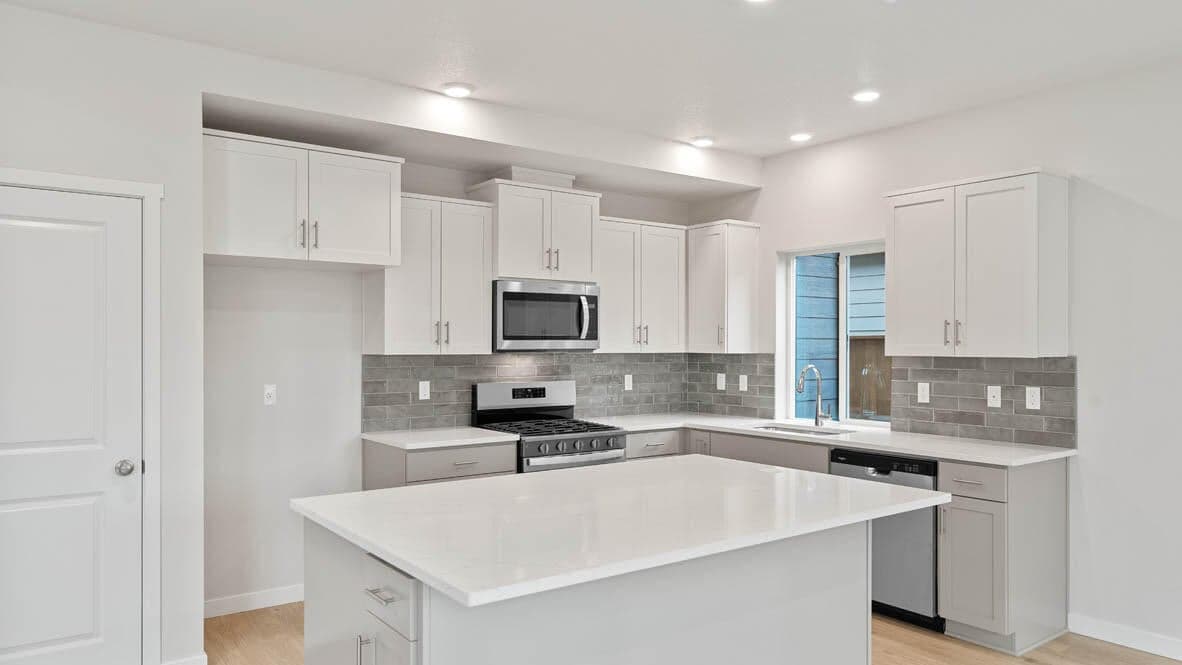 Photo of 21720 SE Stromboli Lane 11 of 35