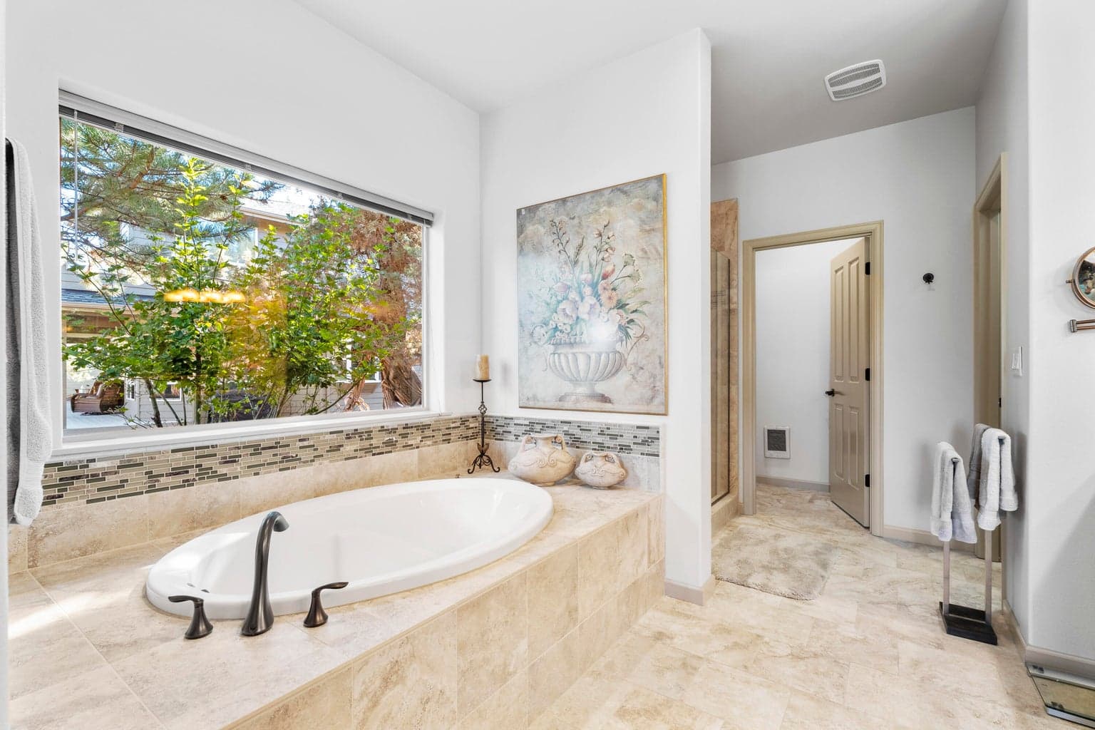 Photo of 889 Willet Lane 20 of 33