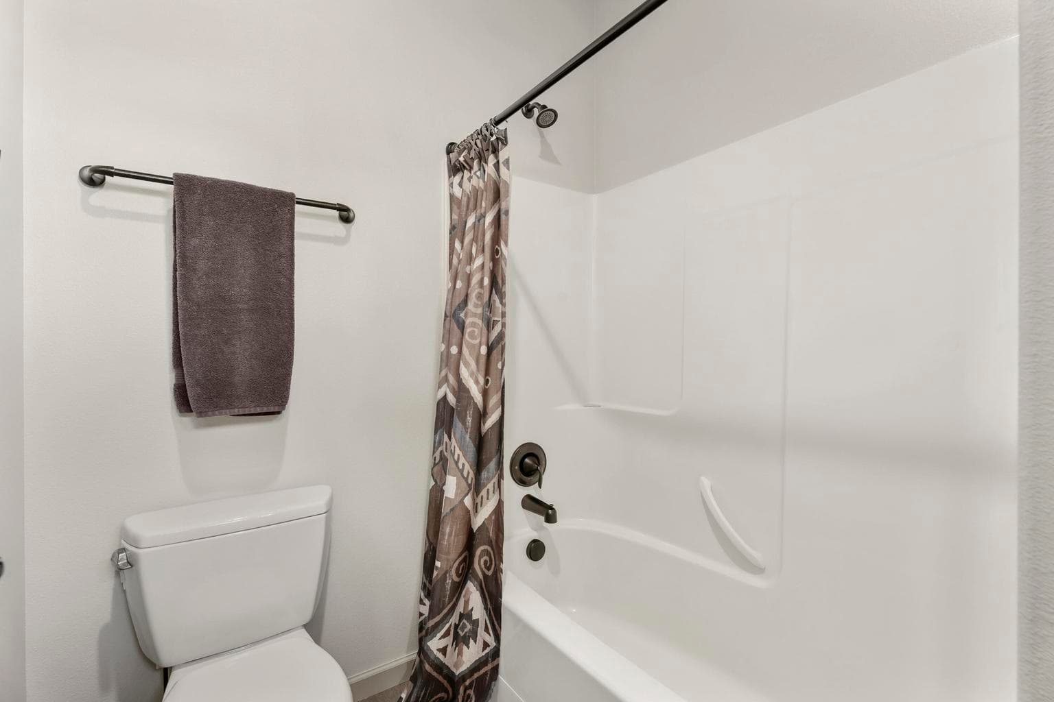 Photo of 889 Willet Lane 29 of 33