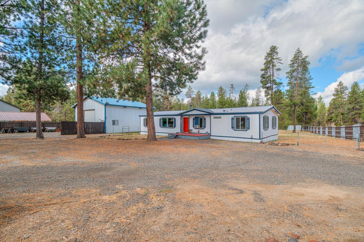 Photo of 55877 Blue Eagle Road 28 of 41