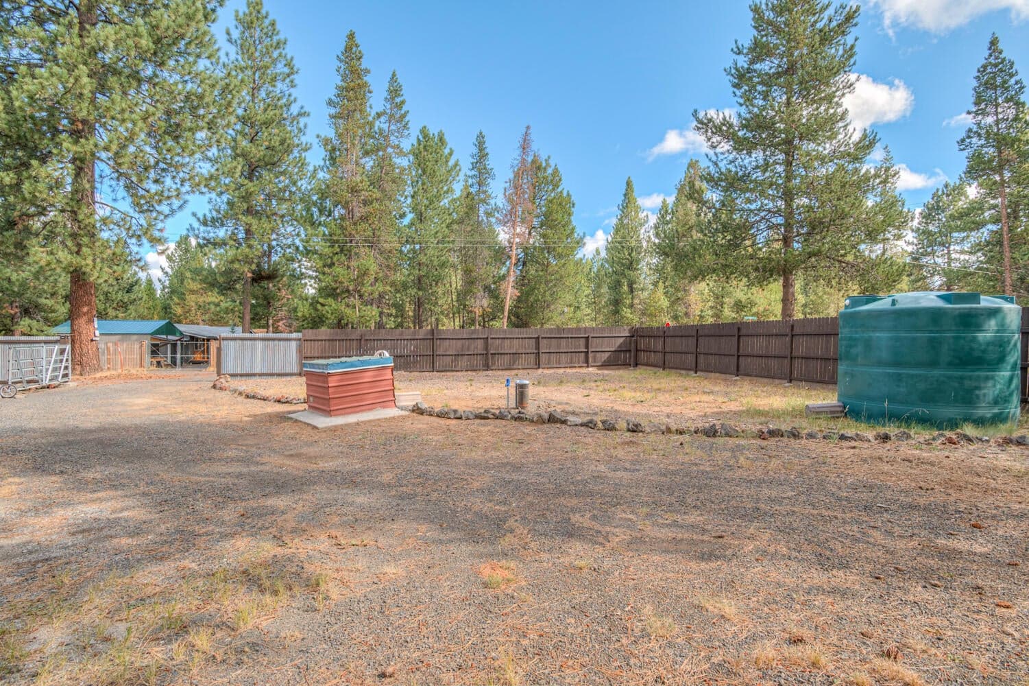 Photo of 55877 Blue Eagle Road 33 of 41