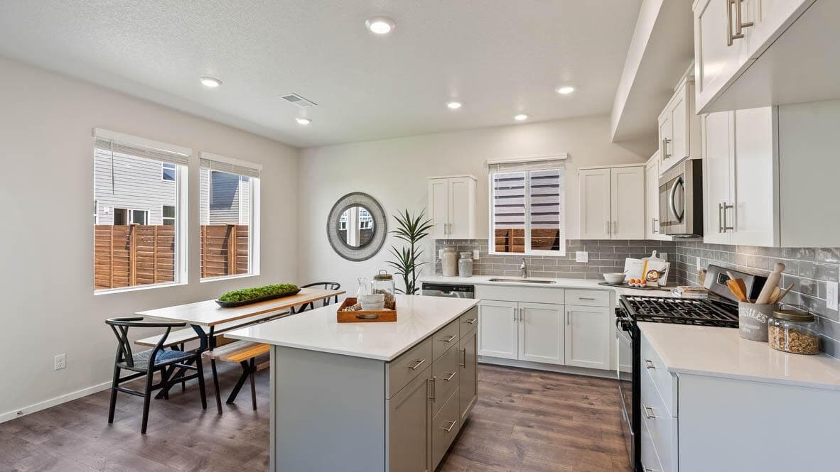 Photo of 61175 Splendor Lane 8 of 35