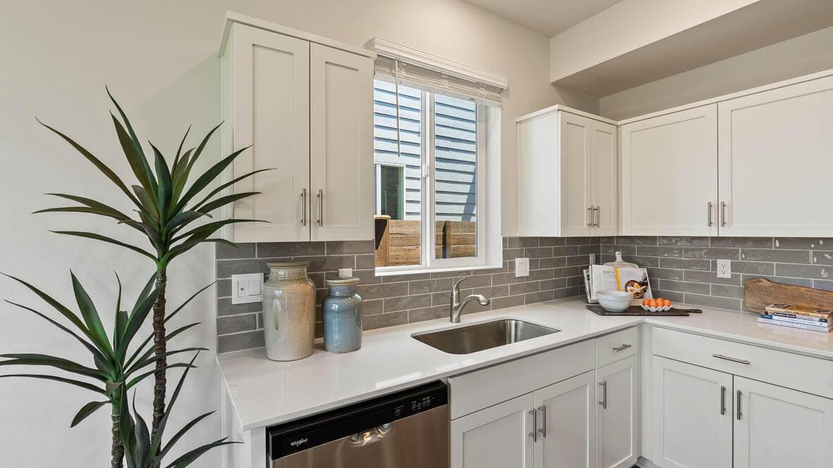 Photo of 61175 Splendor Lane 11 of 35