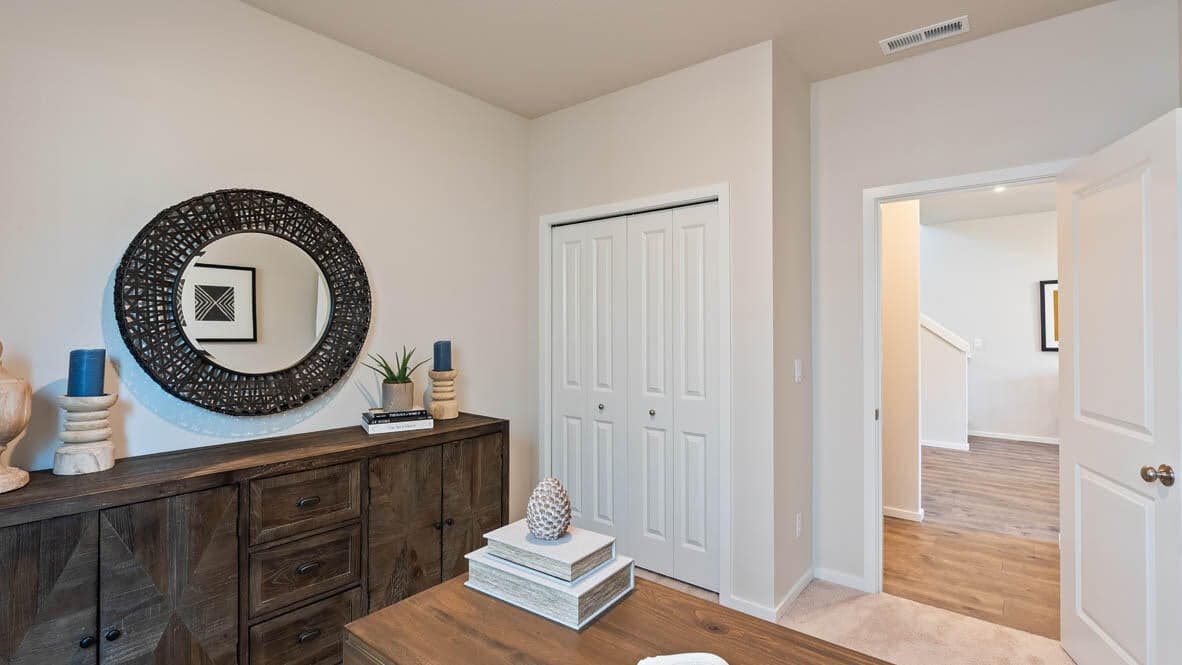 Photo of 61175 Splendor Lane 14 of 35