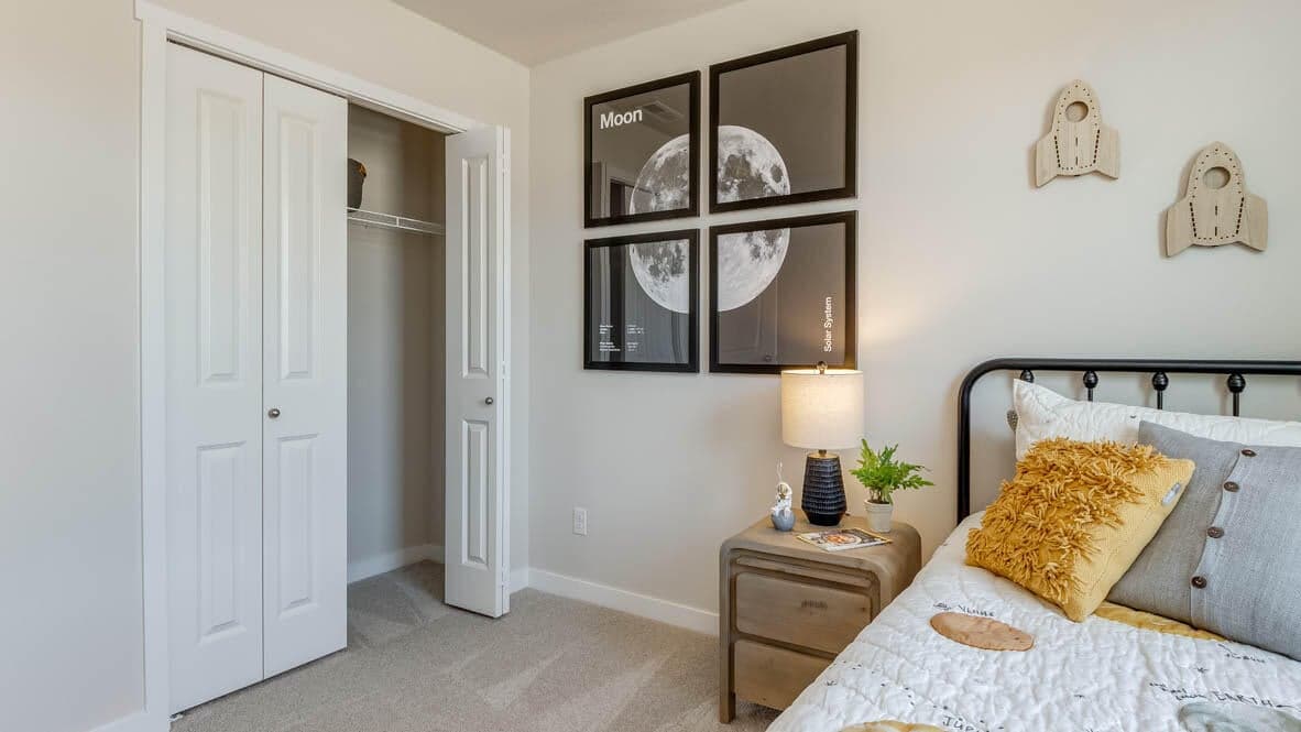 Photo of 61175 Splendor Lane 22 of 35