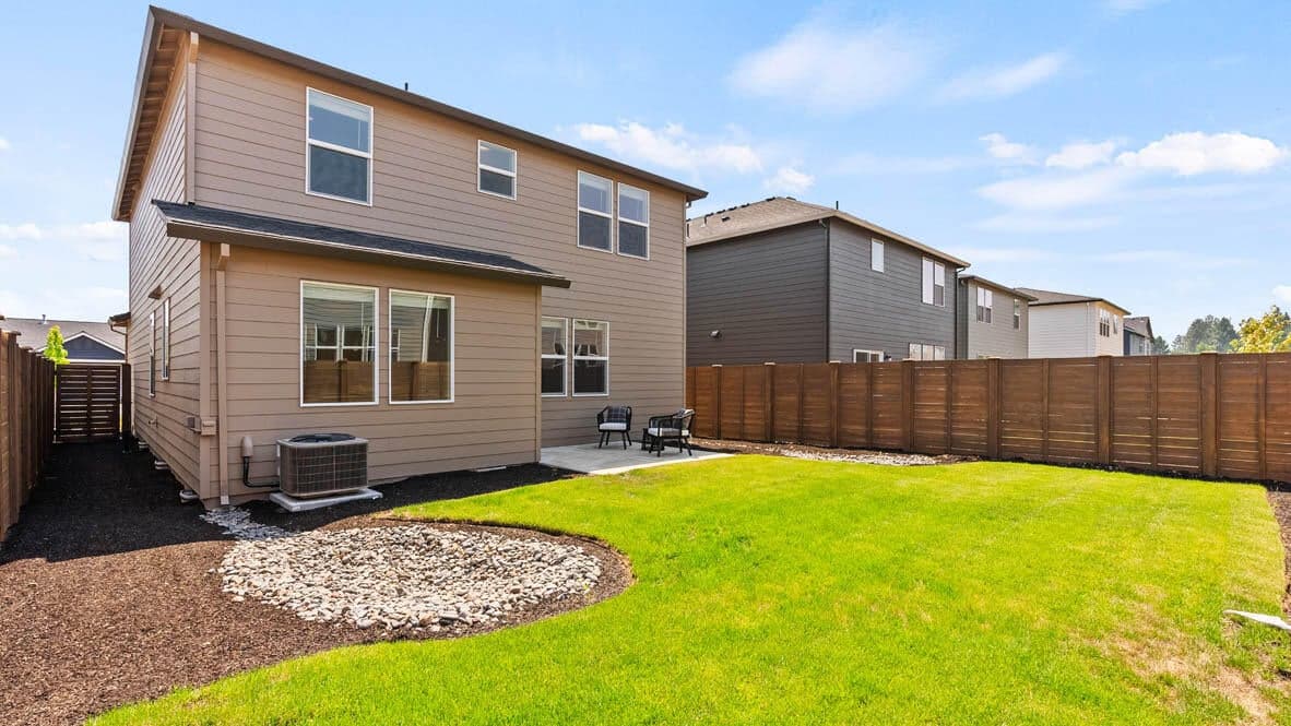 Photo of 61175 Splendor Lane 33 of 35