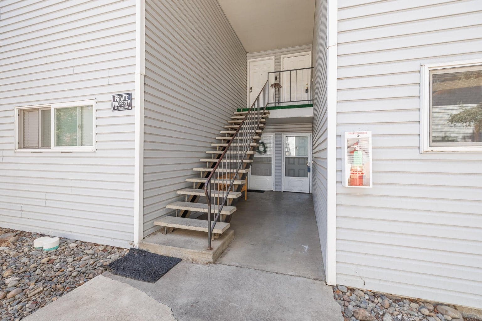 Photo of 1630 SE Tempest Drive 23 of 32