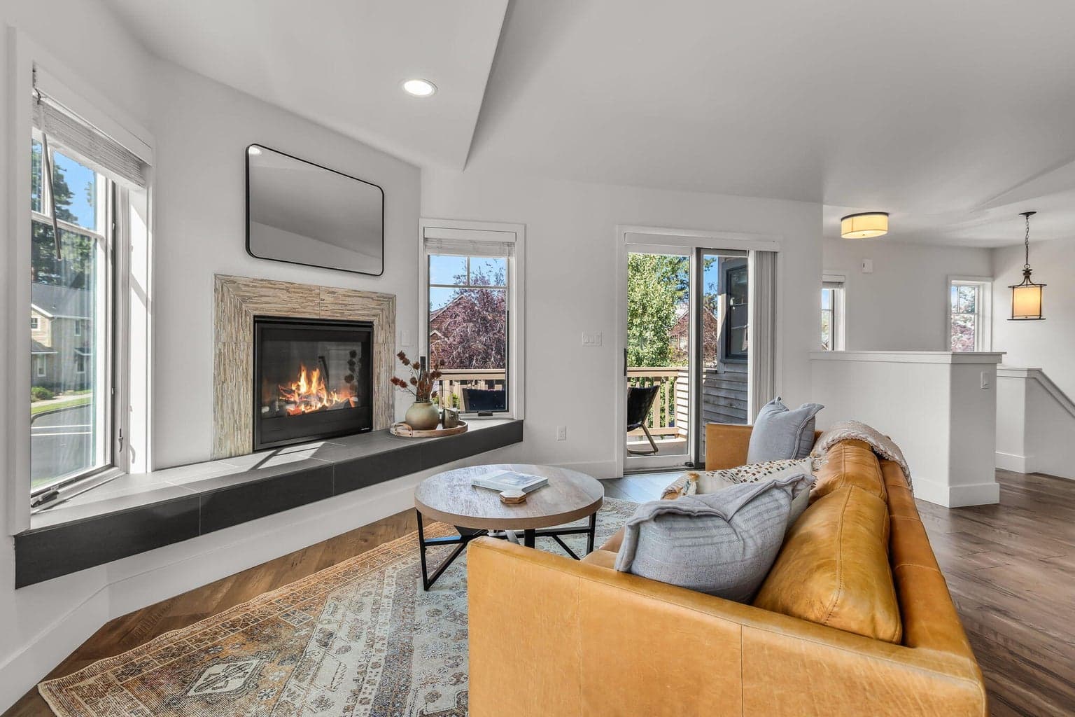 Photo of 390 S Pine Meadow Street 8 of 33