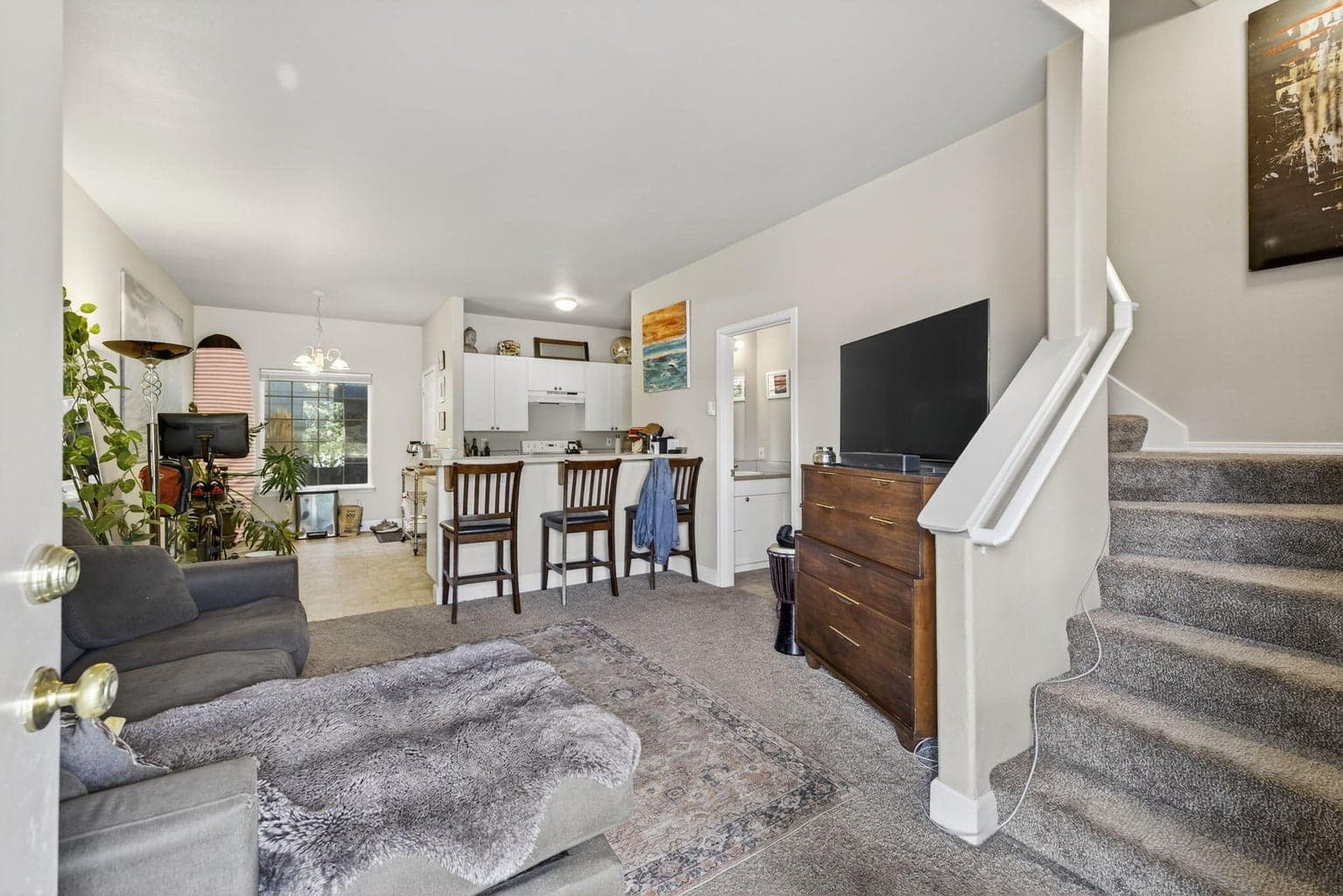 Photo of 1419 Lucinda 6 of 27