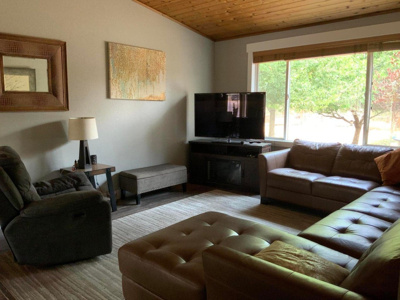 Photo of 2420 NW Helmholtz Way 15 of 49