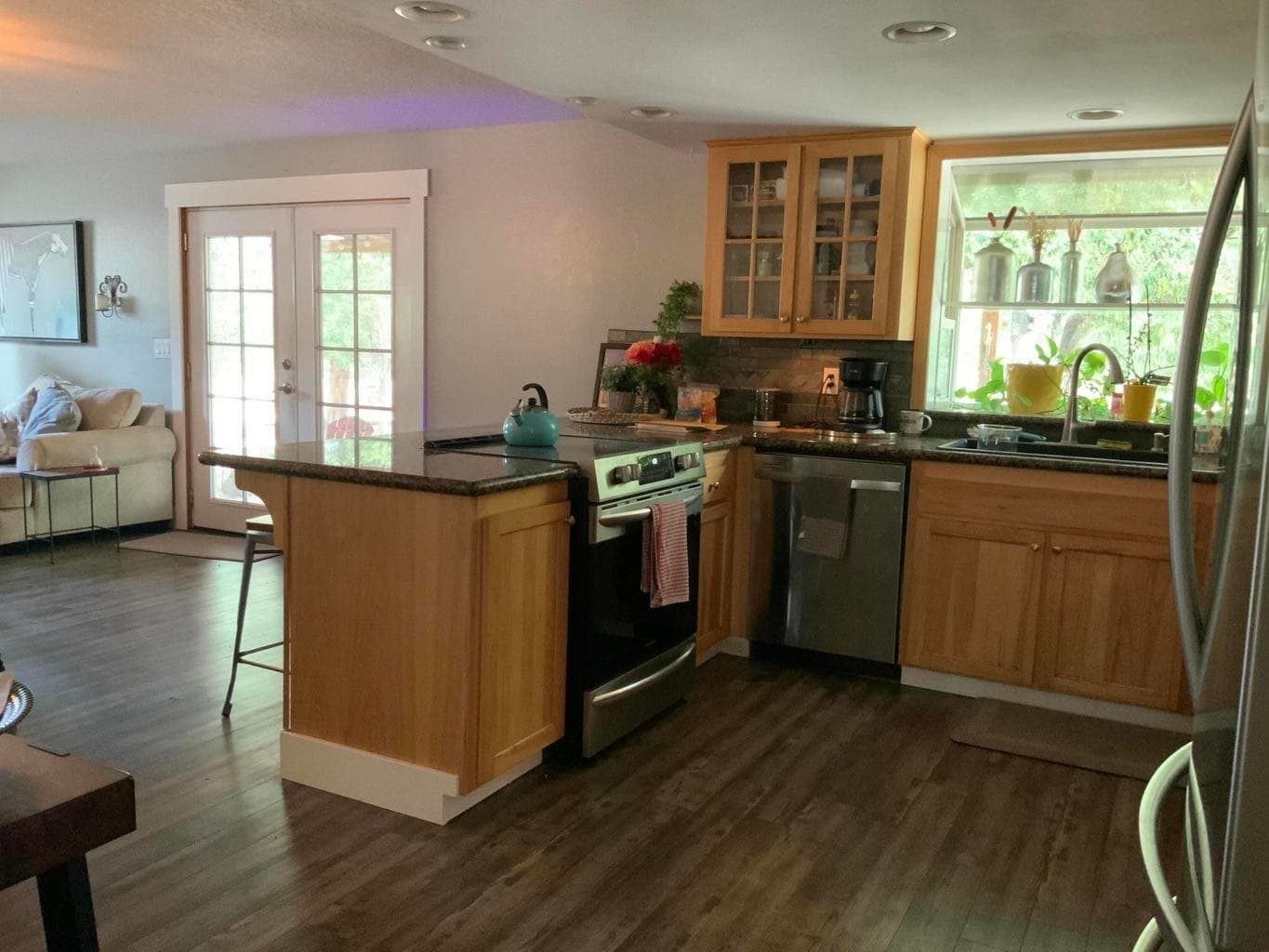 Photo of 2420 NW Helmholtz Way 13 of 49