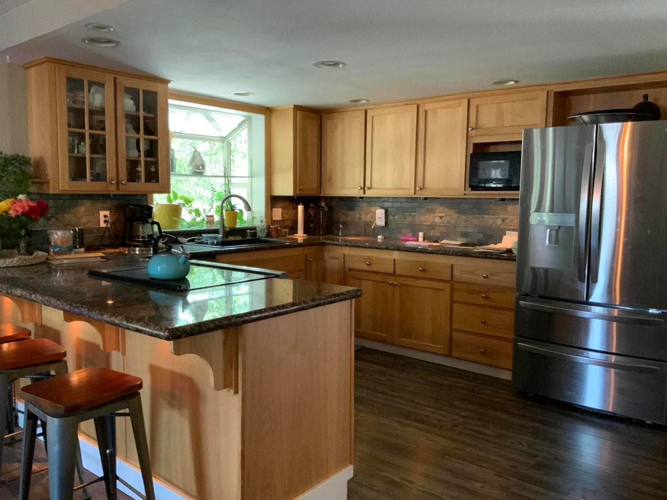 Photo of 2420 NW Helmholtz Way 14 of 49
