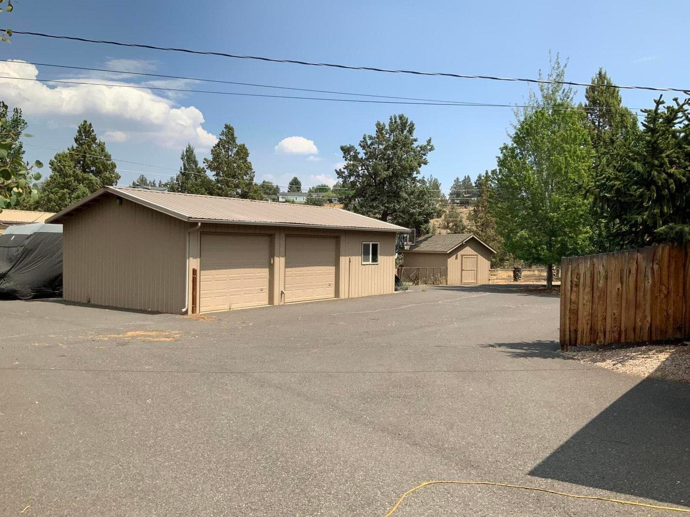Photo of 2420 NW Helmholtz Way 40 of 49