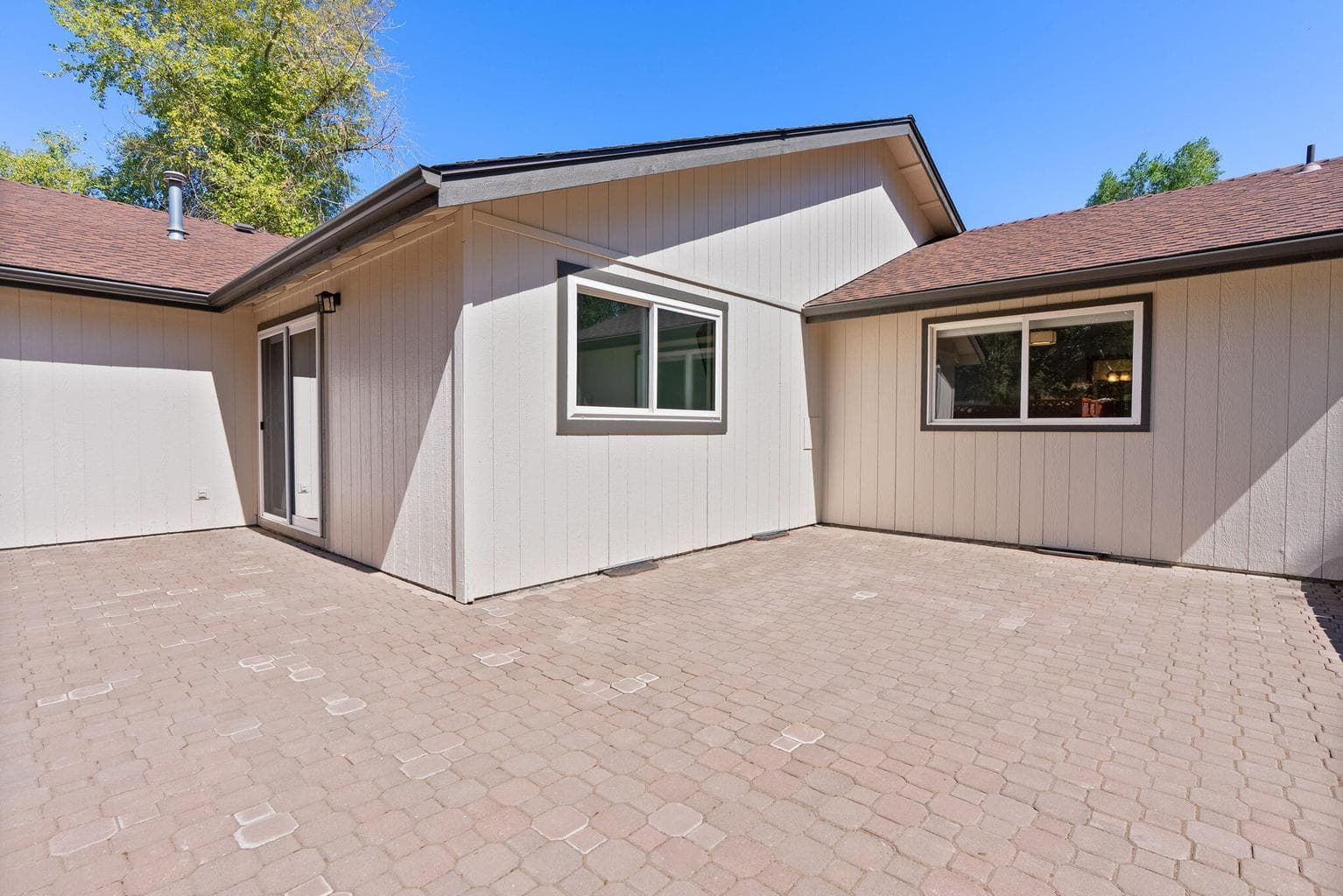 Photo of 1671 NE Meerkat Avenue 43 of 52