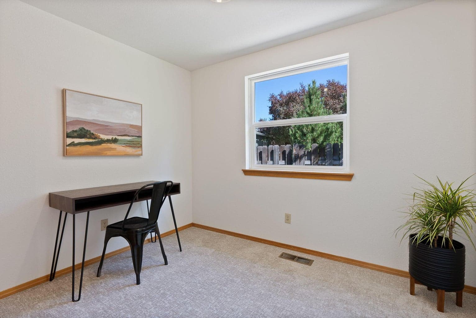 Photo of 1671 NE Meerkat Avenue 12 of 52