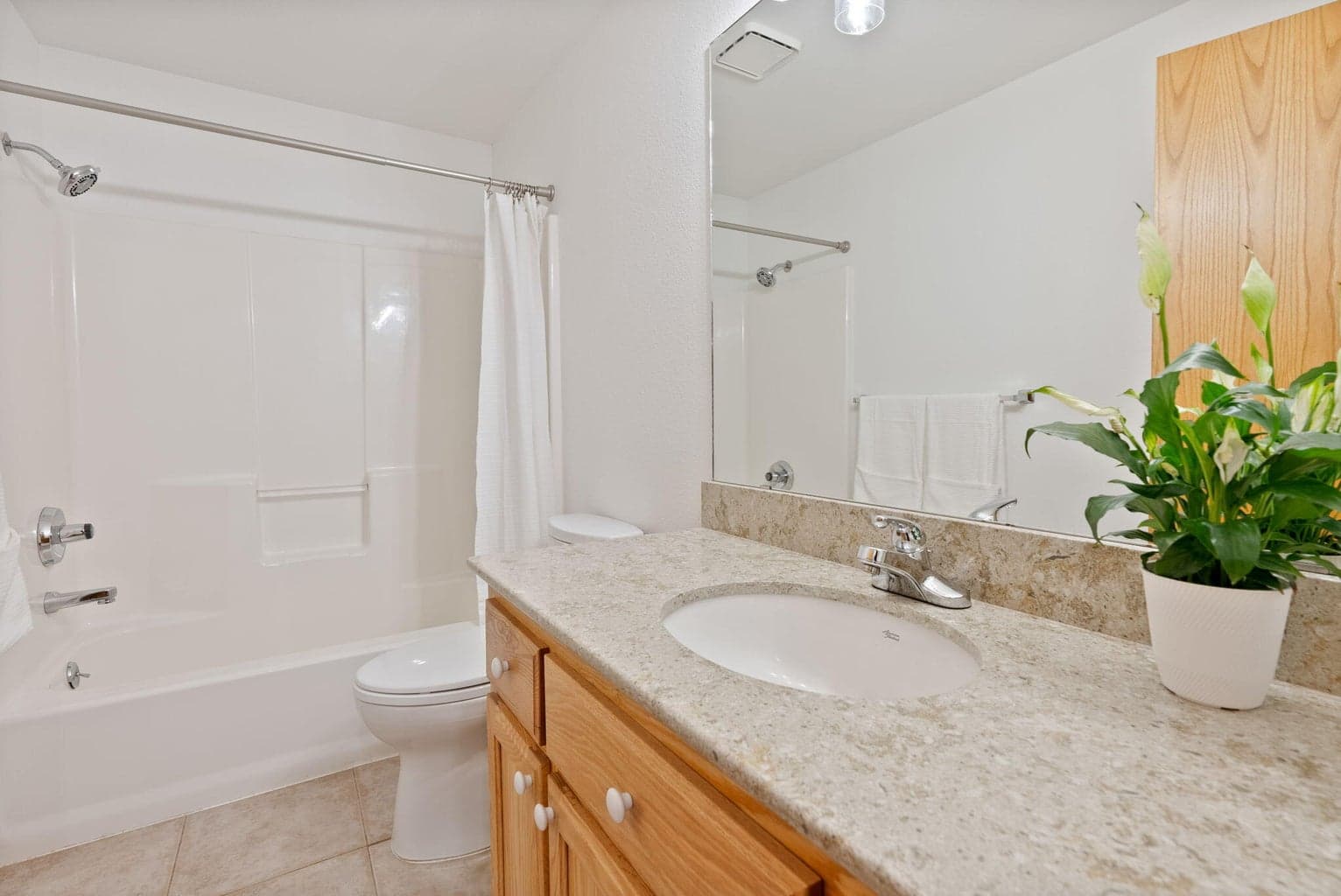 Photo of 1671 NE Meerkat Avenue 14 of 52