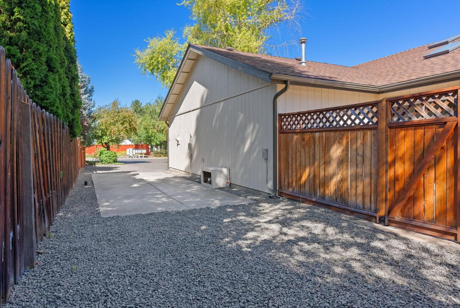 Photo of 1671 NE Meerkat Avenue 44 of 52