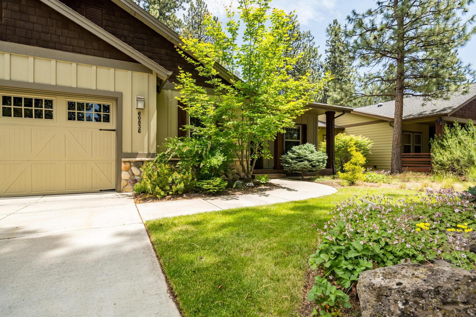 Photo of 60836 Yellow Leaf Street 42 of 43