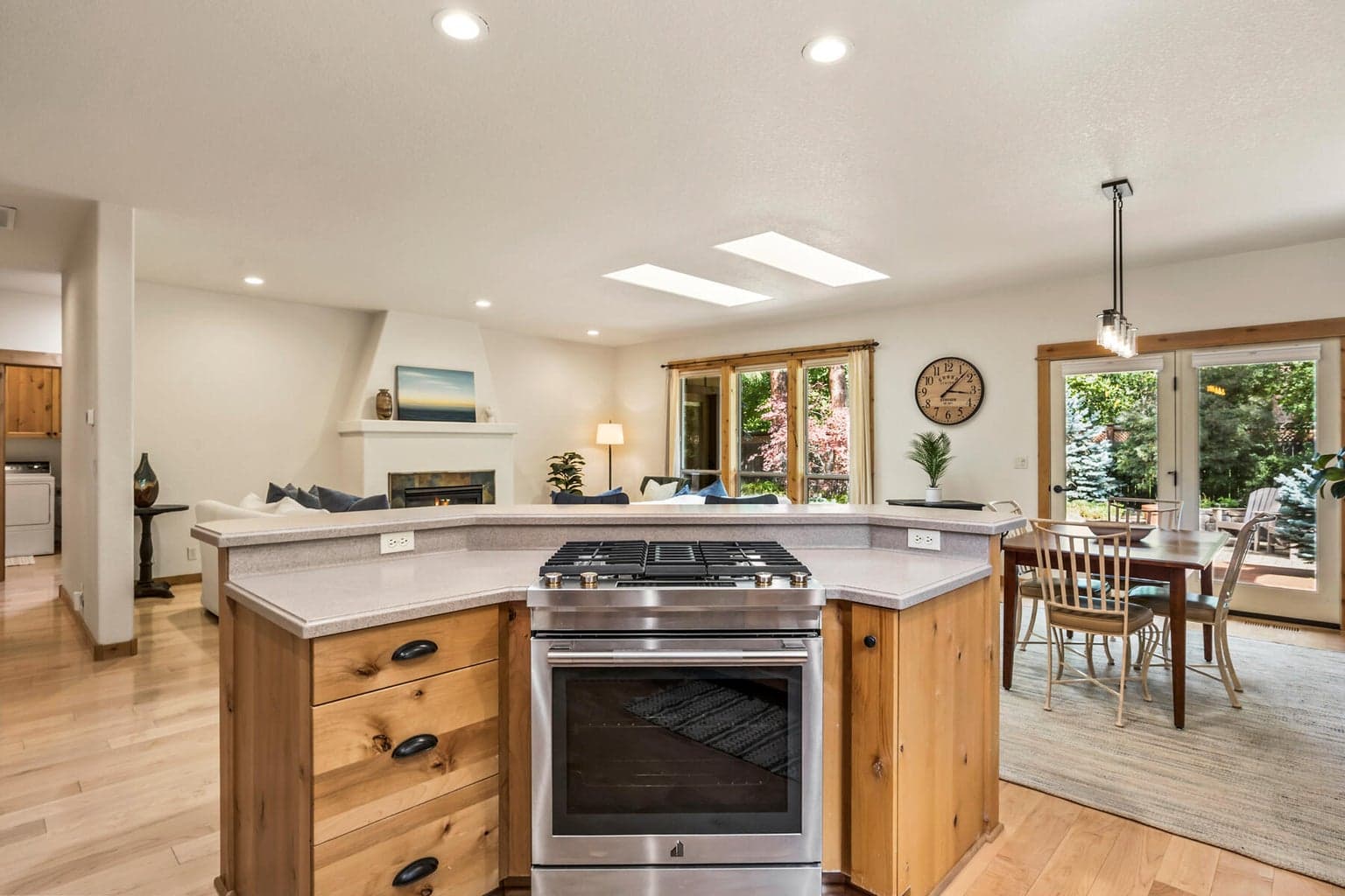 Photo of 60836 Yellow Leaf Street 13 of 43