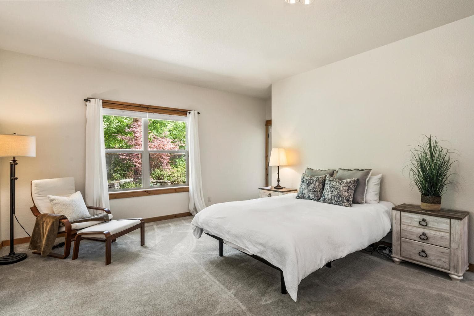 Photo of 60836 Yellow Leaf Street 20 of 43