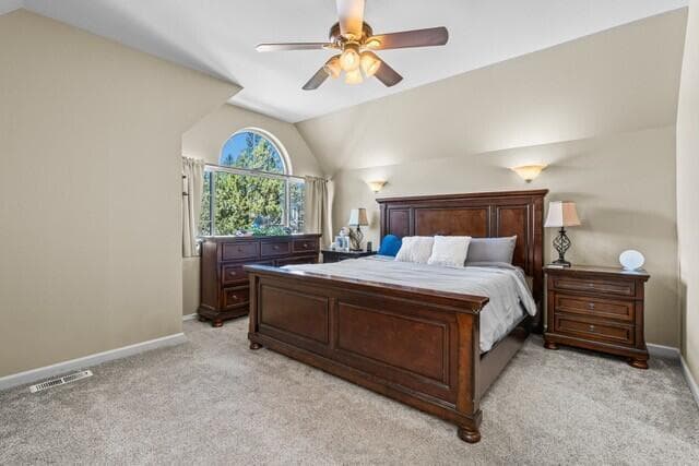 Photo of 988 SE Sunwood Court 9 of 29