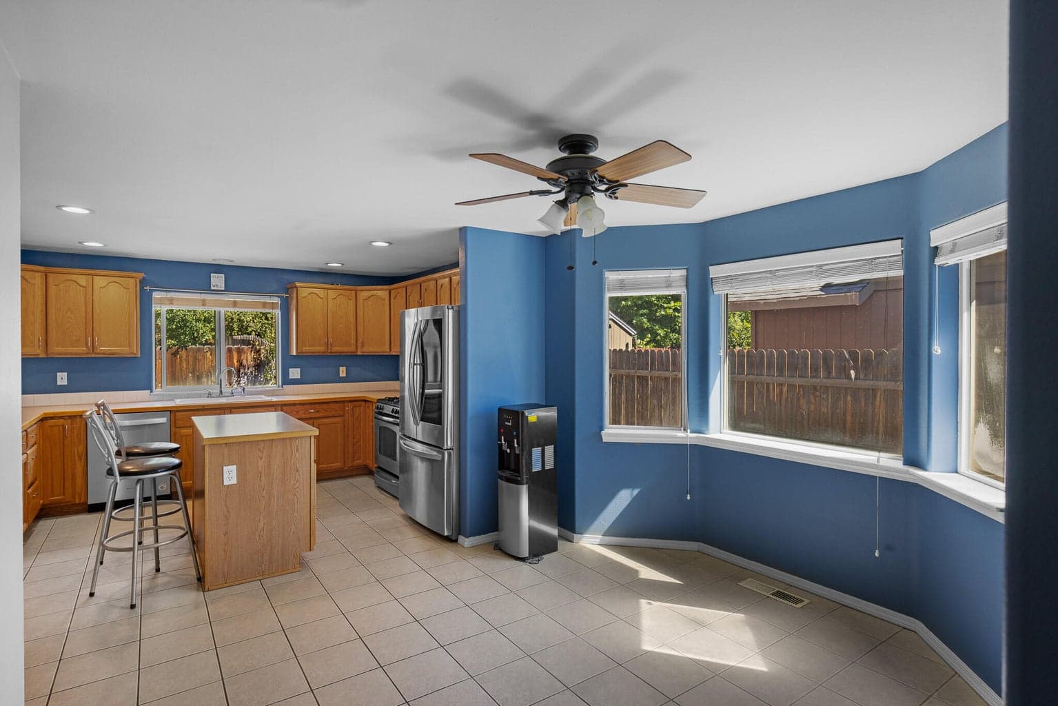 Photo of 202 25th 5 of 18