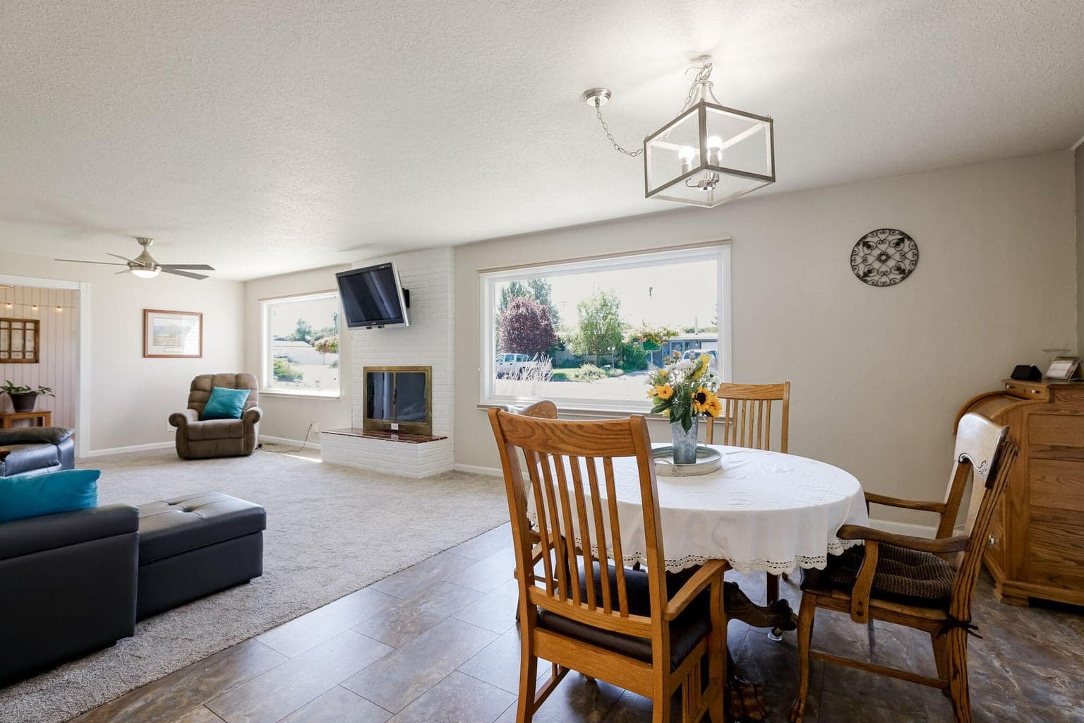Photo of 955 NE Loper Avenue 11 of 43