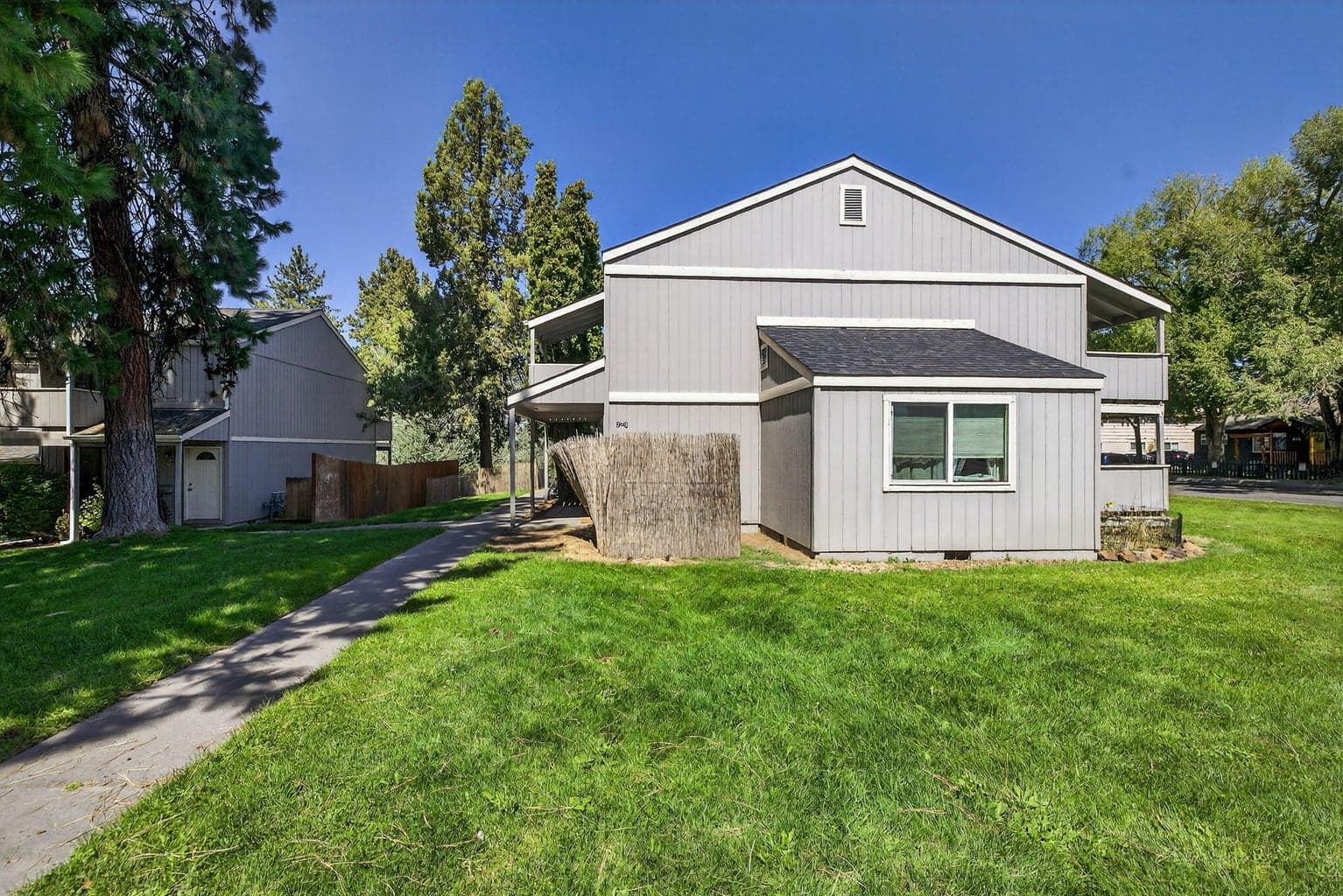 Photo of 8 McKinley Avenue 4 of 30