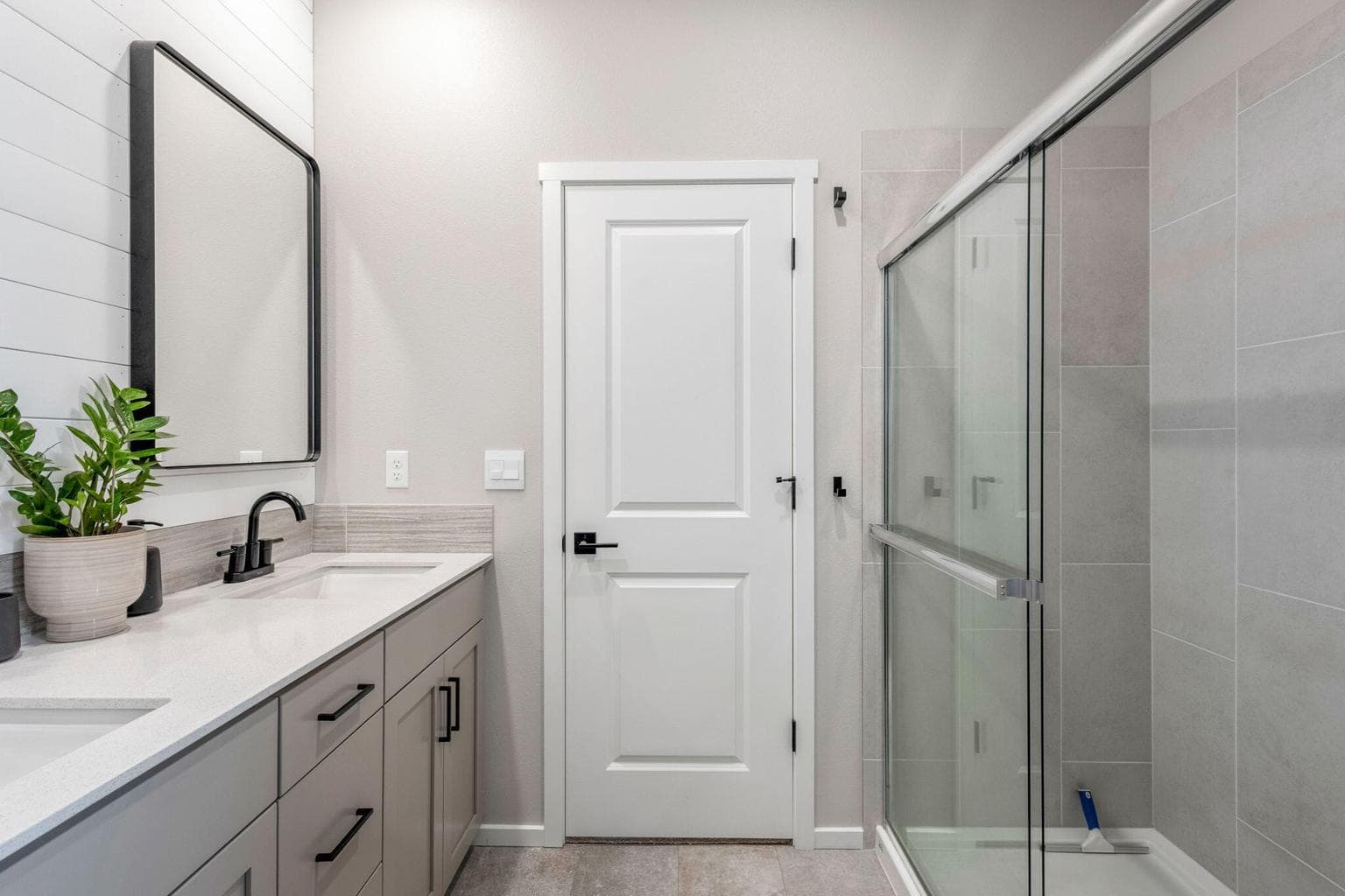 Photo of 20537 SE Byron Avenue 23 of 42