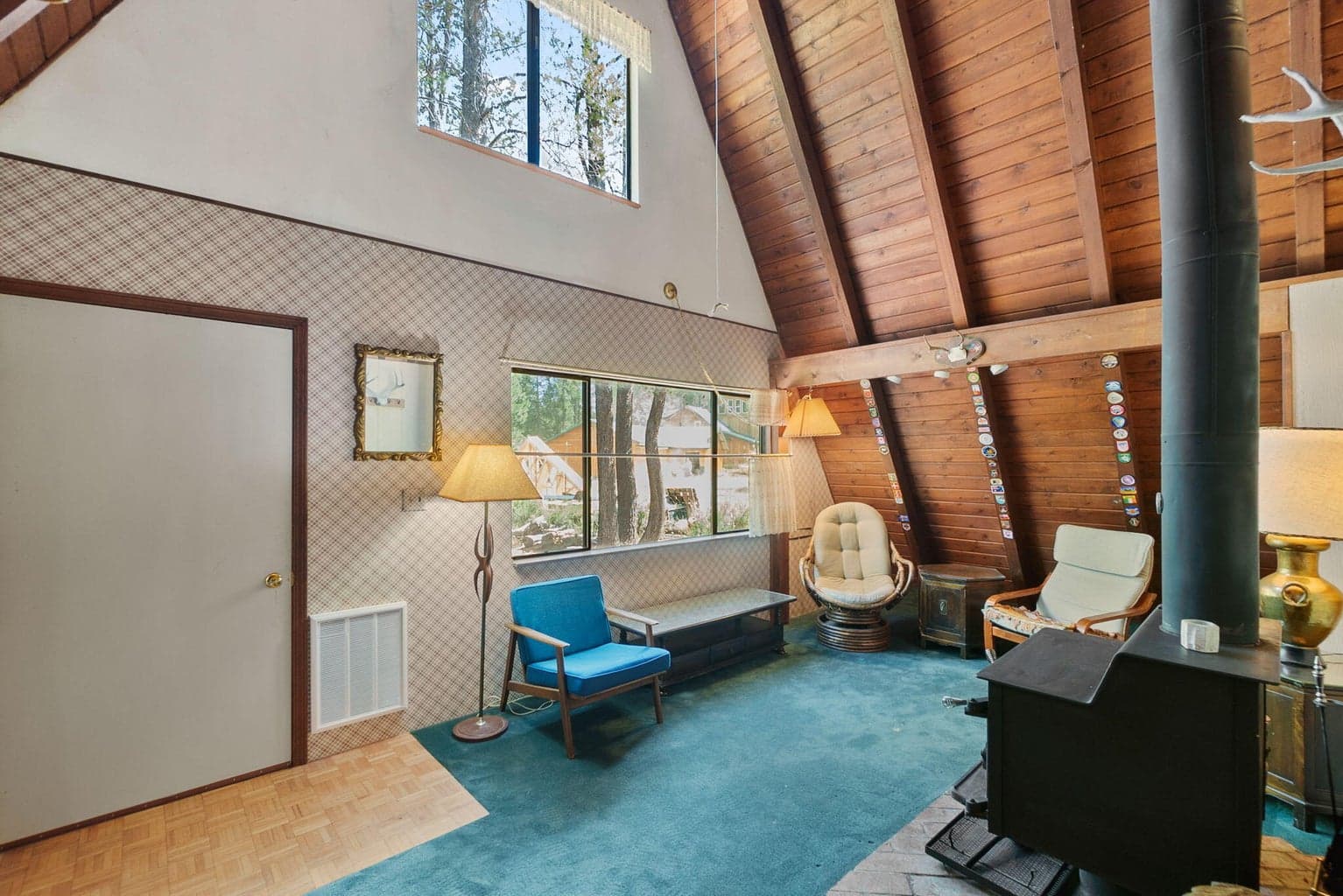 Photo of 15001 Fall River Drive 11 of 59