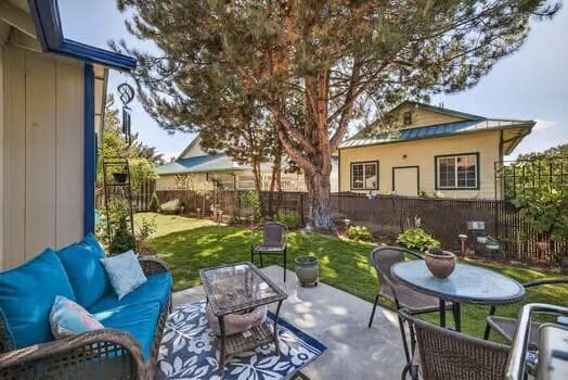 Photo of 3667 Bobby Jones Court 24 of 39