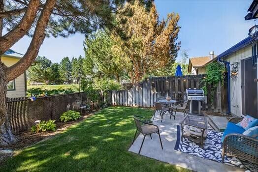 Photo of 3667 Bobby Jones Court 25 of 39