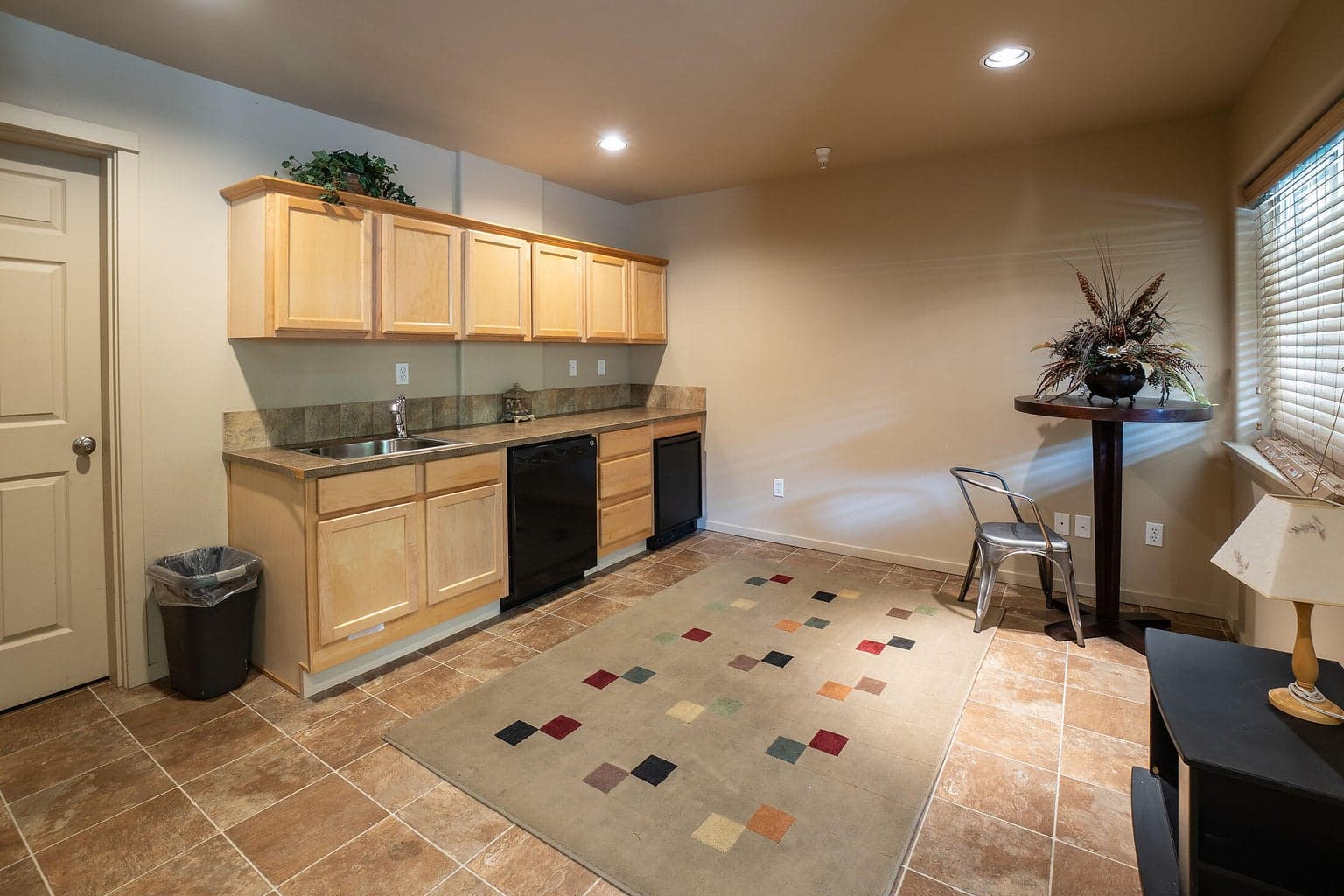 HOA members have access to a community room for hosting parties or events.